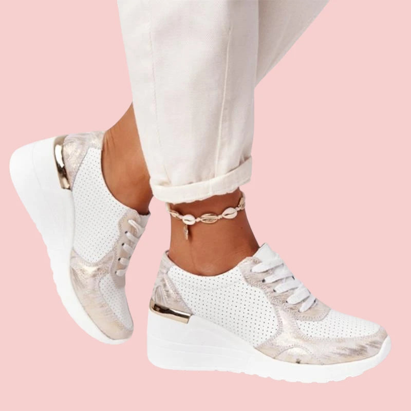 Dames Sneakers – Verhoogde Zool en Ademend Ontwerp voor Comfort tijdens Dagelijks Gebruik