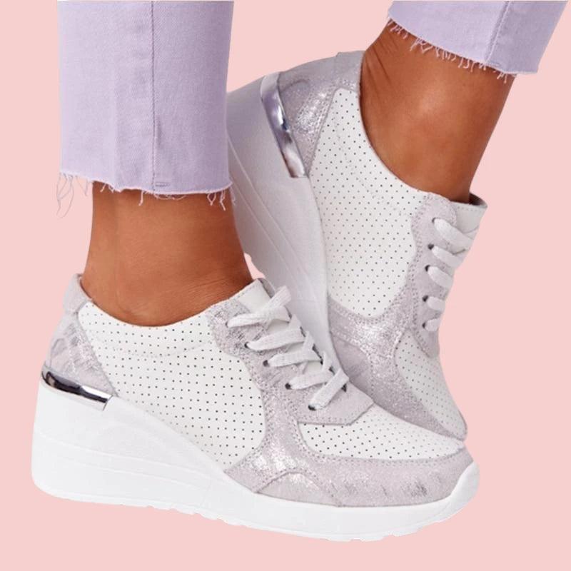 Dames Sneakers – Verhoogde Zool en Ademend Ontwerp voor Comfort tijdens Dagelijks Gebruik