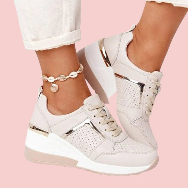 Dames Sneakers – Verhoogde Zool en Ademend Ontwerp voor Comfort tijdens Dagelijks Gebruik